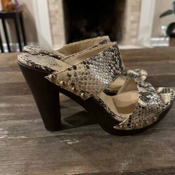 Jimmy Choo - Picture 4 of 9